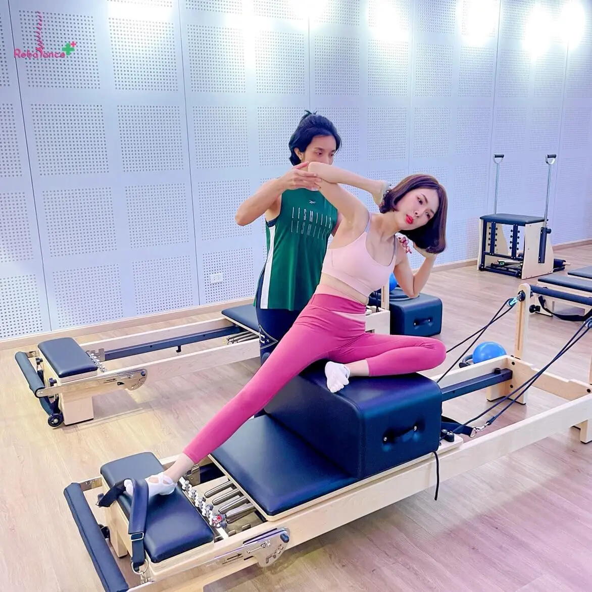 10 ข้อดีของการเล่นพิลาทิสกับ Rebalance Clinic
